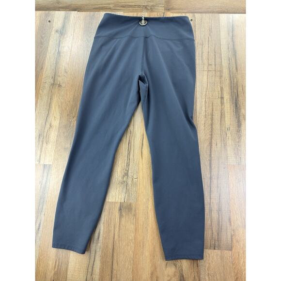 LL Bean Leggings Womens Medium Tapered Leg Stretch Lightweight Casual Workout - Picture 3 of 4